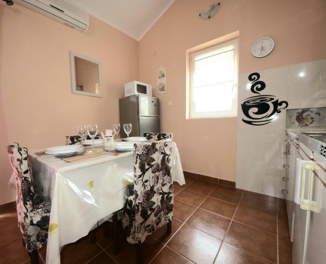 Apartman Milosevic Kotor Exterior photo